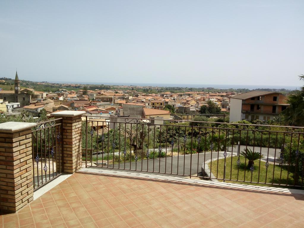 Casa Vacanza Cicirello Giardini Naxos Exterior photo